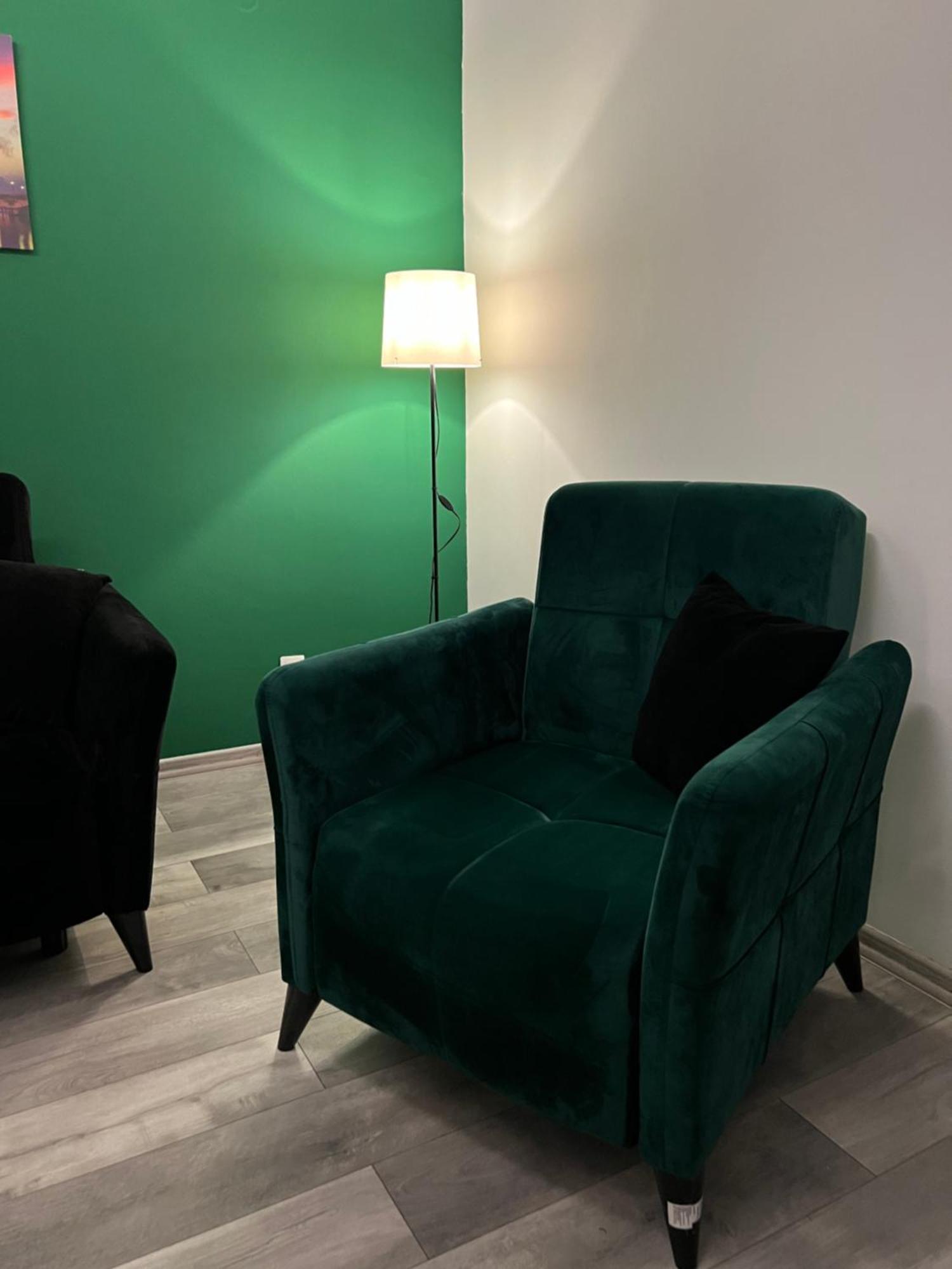 Apartman Omar Stan Na Dan Besplatan Parking サラエヴォ エクステリア 写真